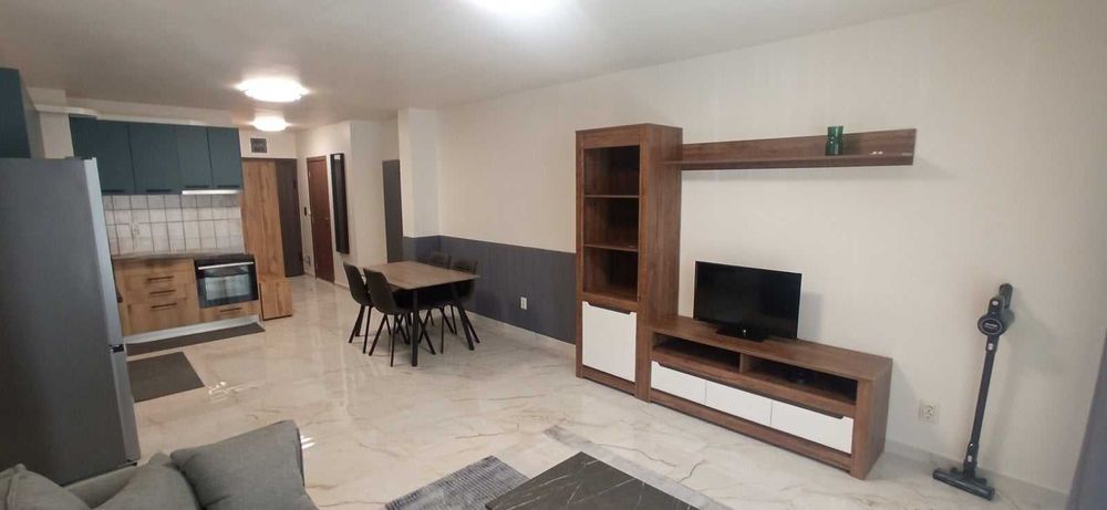 Дава се под наем Двустаен апартамент в София, Люлин - център - 65 кв.м за 469.2 € - Снимка #1