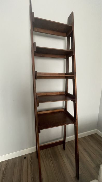 Продается высокий тумба или шкаф или подставка