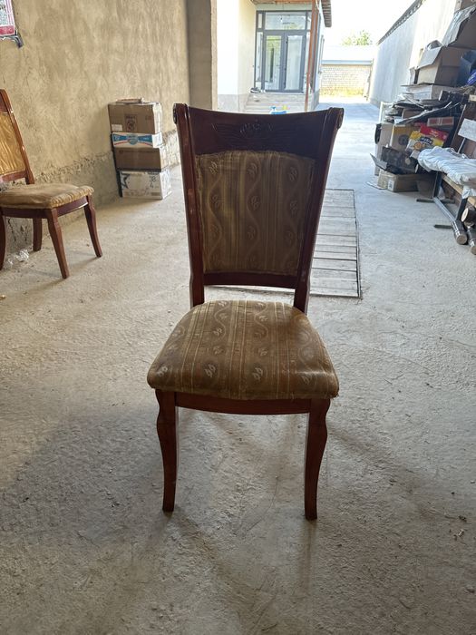 Стулья срочна продается