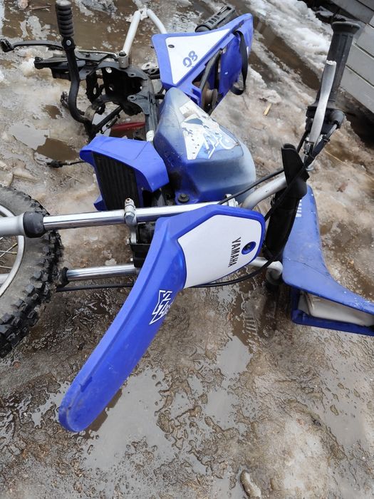 Yamaha PW80 cu motorul spart