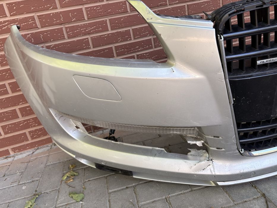 Бумпер передний на Audi Q7