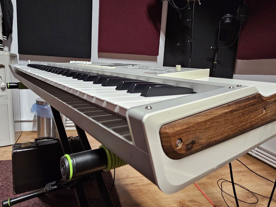 Korg M3 XPanded 320mb ram stare perfecta