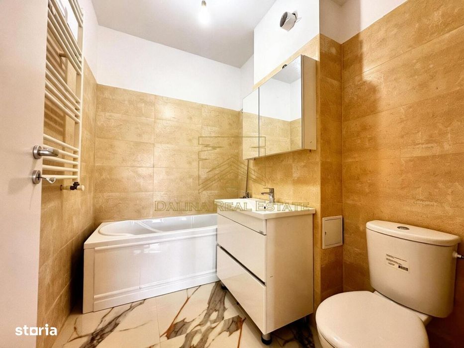 De Vanzare - 2 Camere + Terasa 12 mp