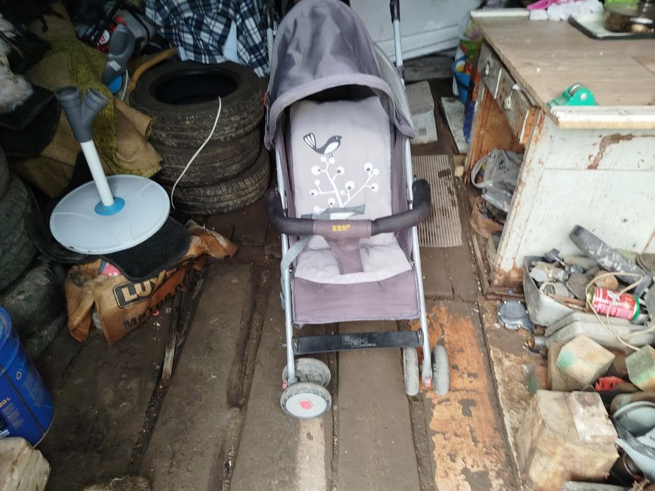 Коляска в хорошем состоянии