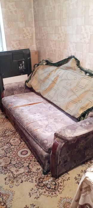 Продам диван в хорошем состоянии