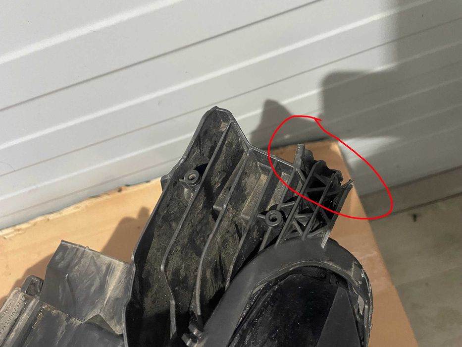 Far stanga led Peugeot 3008 / 5008 An 2020 - 2024  cod 9836230680