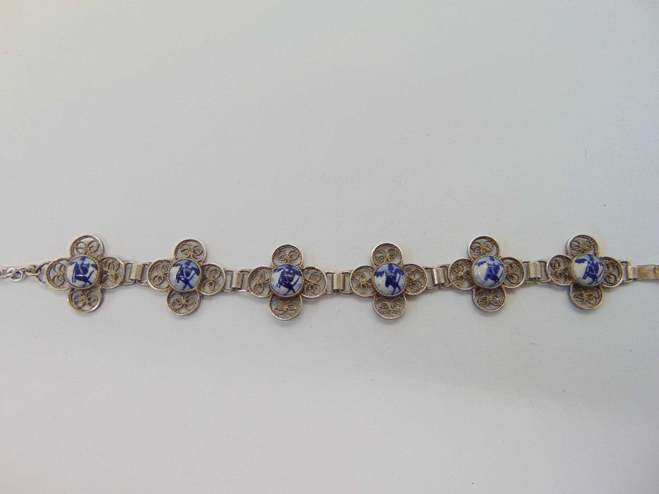 Bratara din argint filigran cu portelan pictat delft
