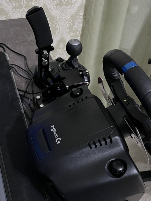 Logitech G29 + КПП + Ручной тормоз
