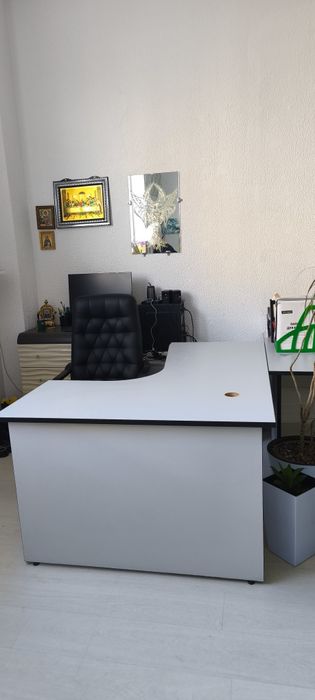 Продам офисный стол