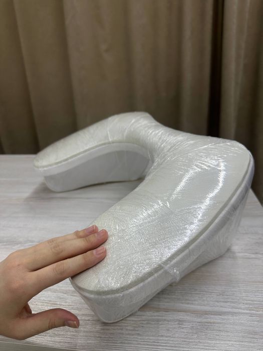 Подставка для рук маникюрная