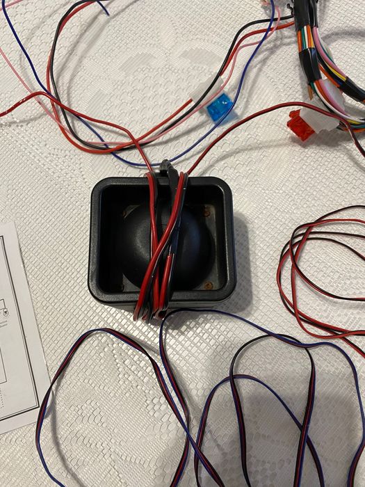 Аларма за кола нова !!!