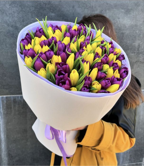 Доставка цветов,букет цветов,розы,пионы,тюльпаны