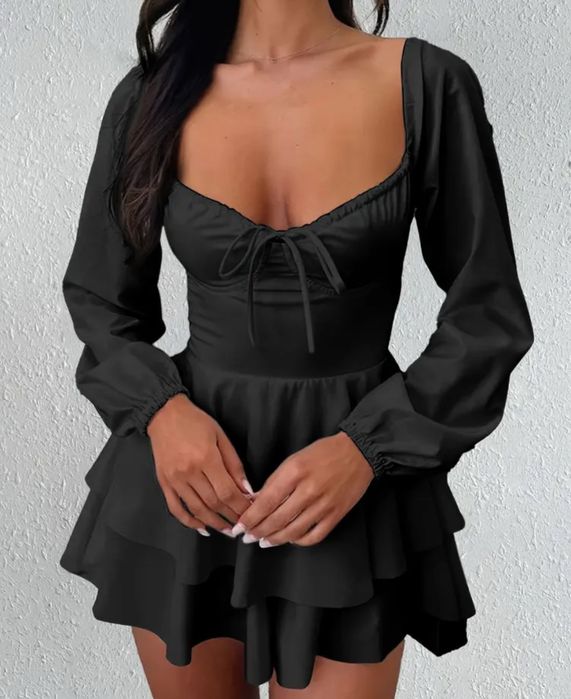 Платья новые продам