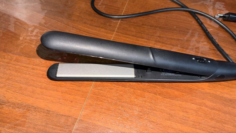 Выпрямитель для волос Rowenta SF-1810
