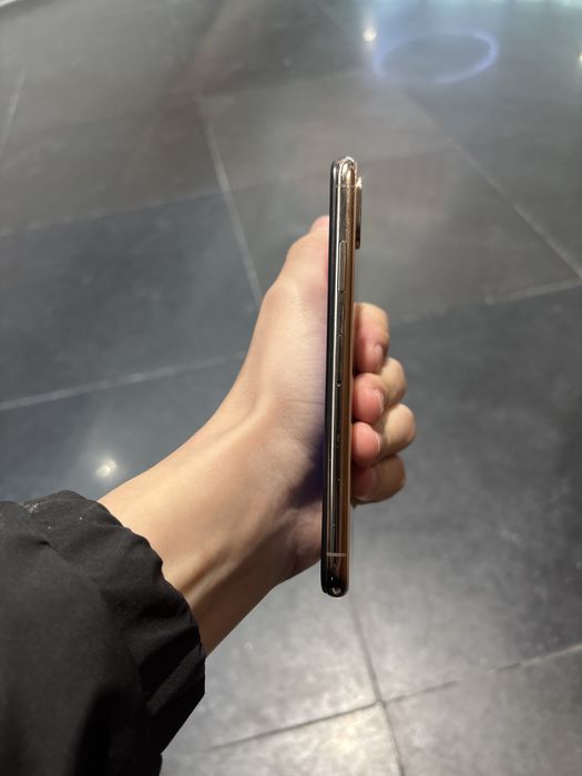 Продам айфон Хs ниже рынка