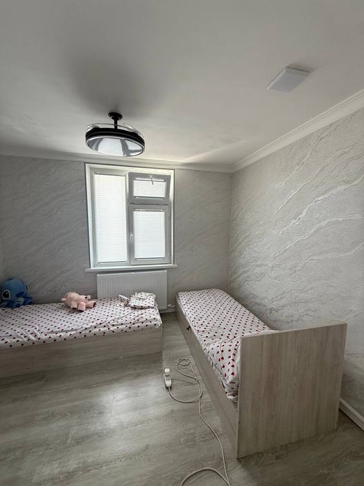 Возле Чарсу Озод проезд Гульзор Дом Участок 4,1 сотки 220 м² 9 комнат
