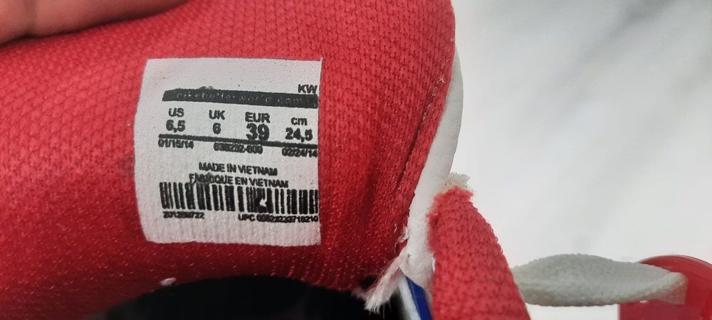 Adidași băieți Jordan