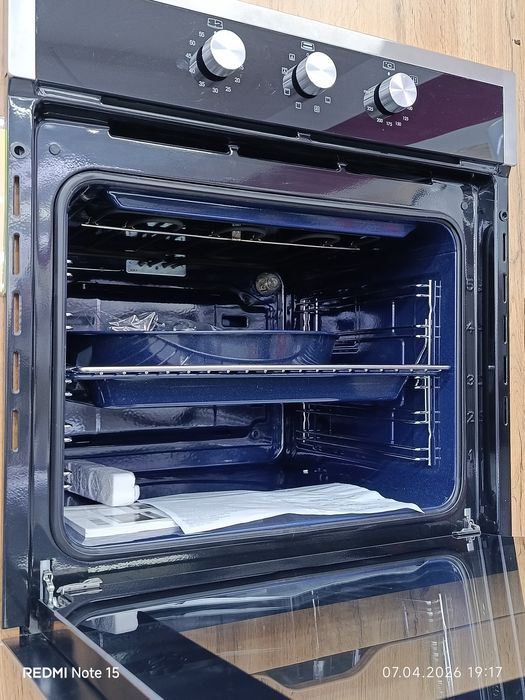 Встраемый духовой шкаф