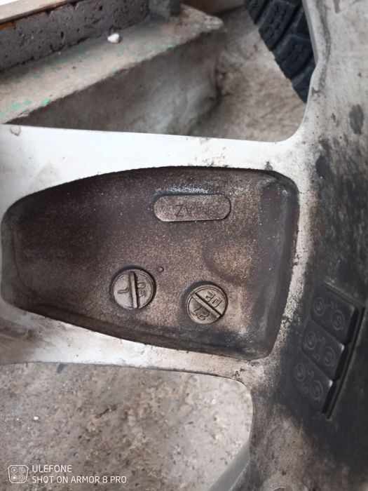 Джанти с гуми и гайки за Мицубиши аутлендур 17 цола