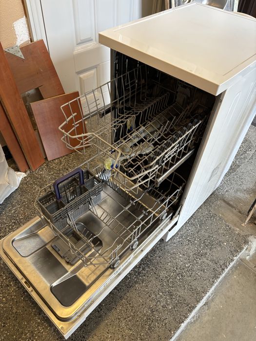 Съдомиялня BEKO