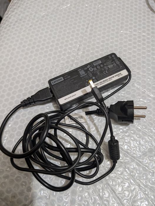 Зарядка Lenovo 90W
