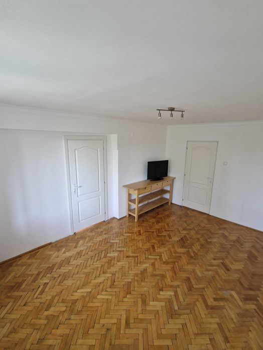 Vand apartament 2 camere ultracentral