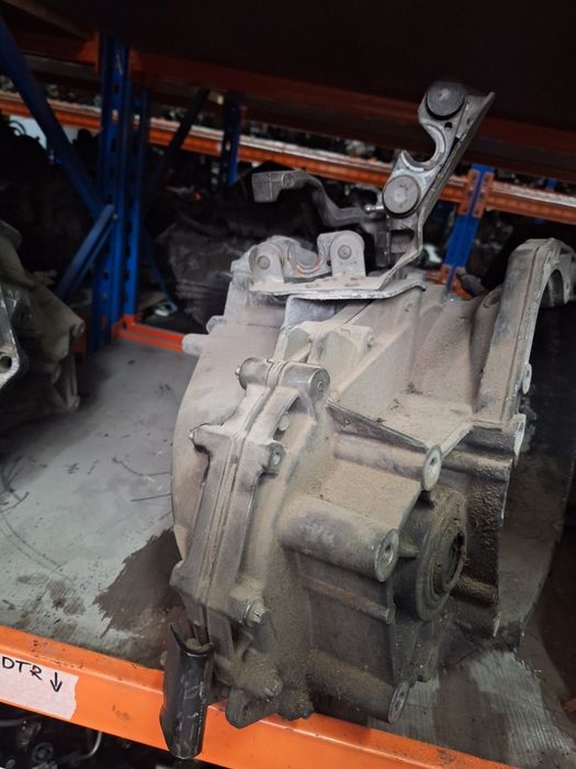 6 степенна ръчна скоростна кутия Opel Signum - Vectra C 1.9CDTI 2005г.