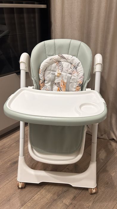 Продам стульчик для кормления