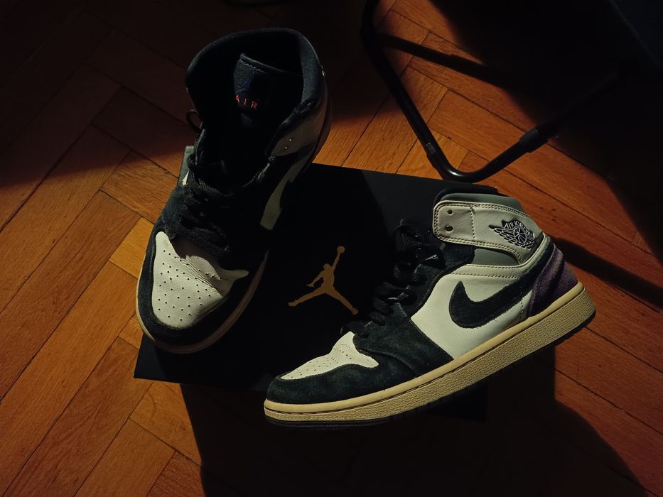 Jordan 1 mid Purple 42.5