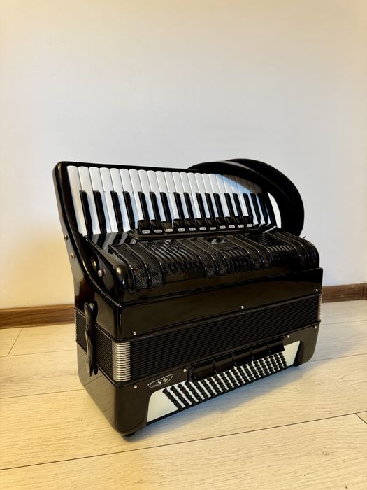 Acordeon Weltmeister S4