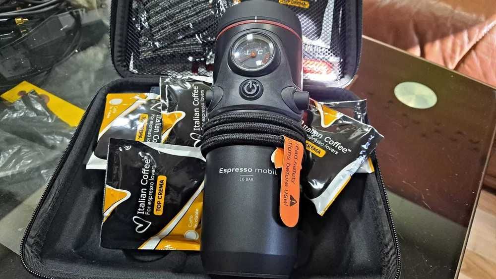 Set espressor portabil AUDI, 16 bar, 140 W, 12 V auto