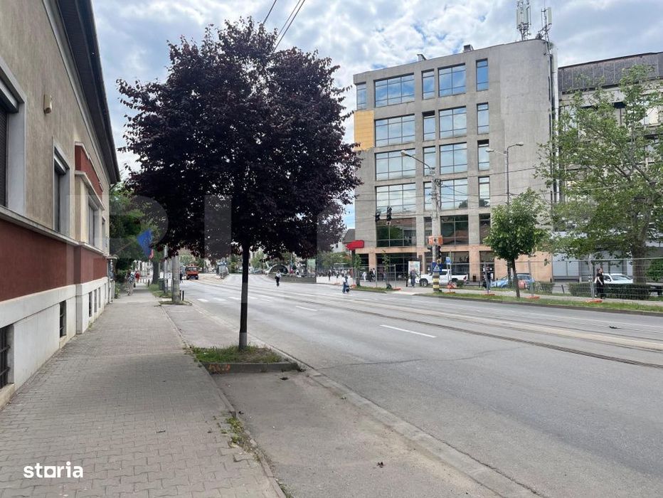 Casa de vanzare, 63 mp, strada Republicii, zona Centrala