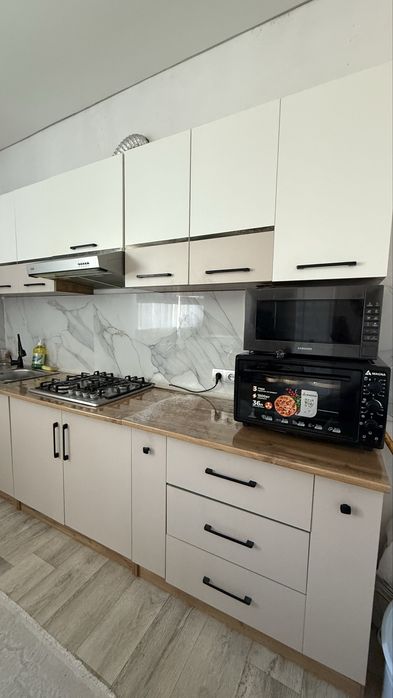 Продам кухонный гарнитур
