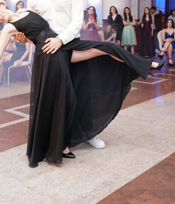 Rochie neagră elegantă