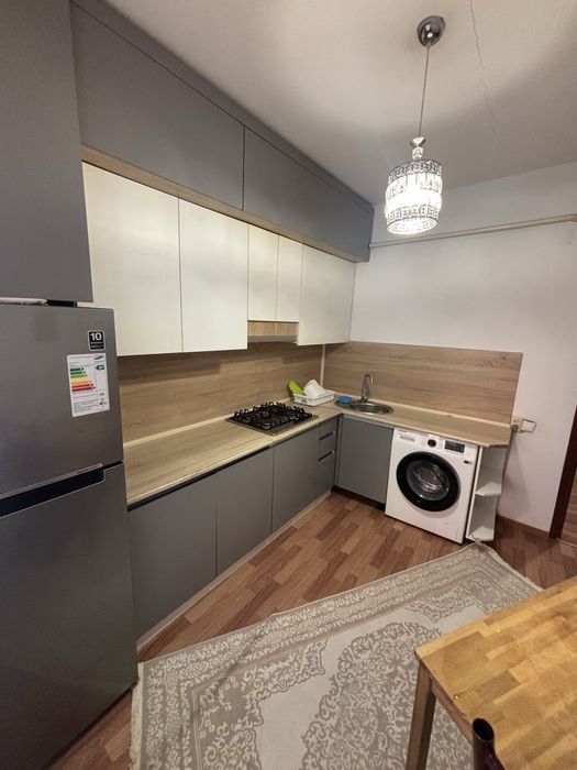 Продам Срочно 2 ком квартиру на Батыс-2