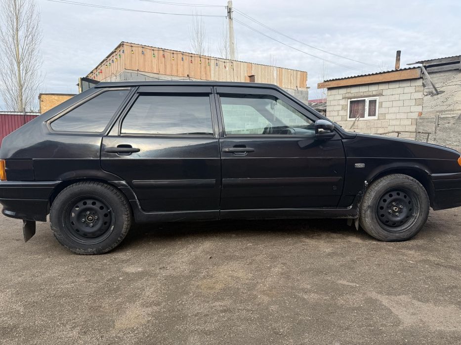 Продам машину ваз 2114