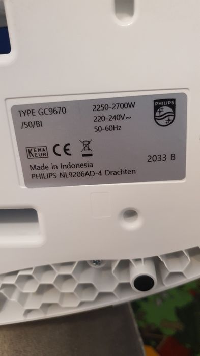 Statie de calcat Philips GC9670/50