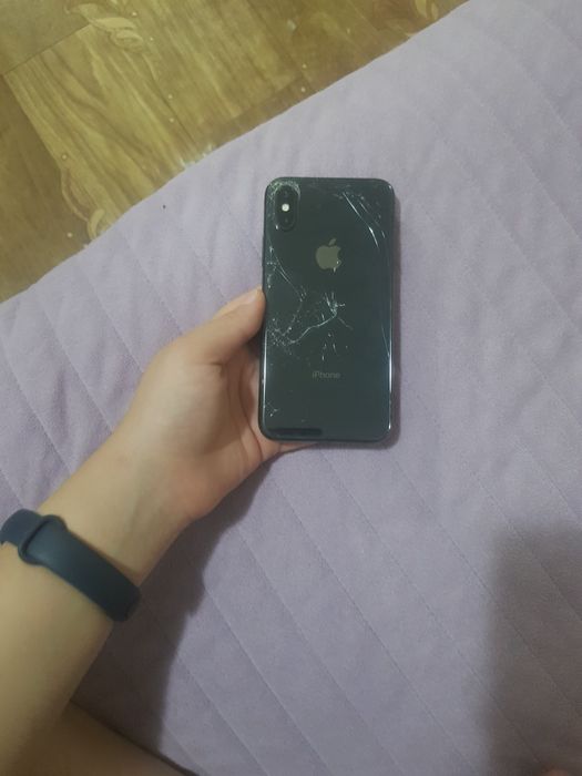 Айфон xs продается
