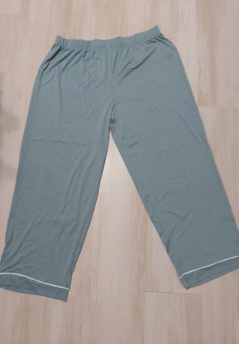 НОВА! Дамска пижама с копчета. Макси размер