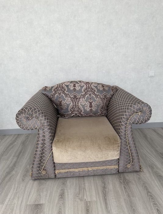 Продам диван и кресло
