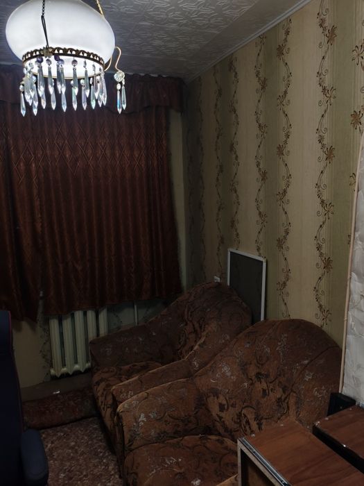 Продам квартиру возле ТЦ "Сибирь"