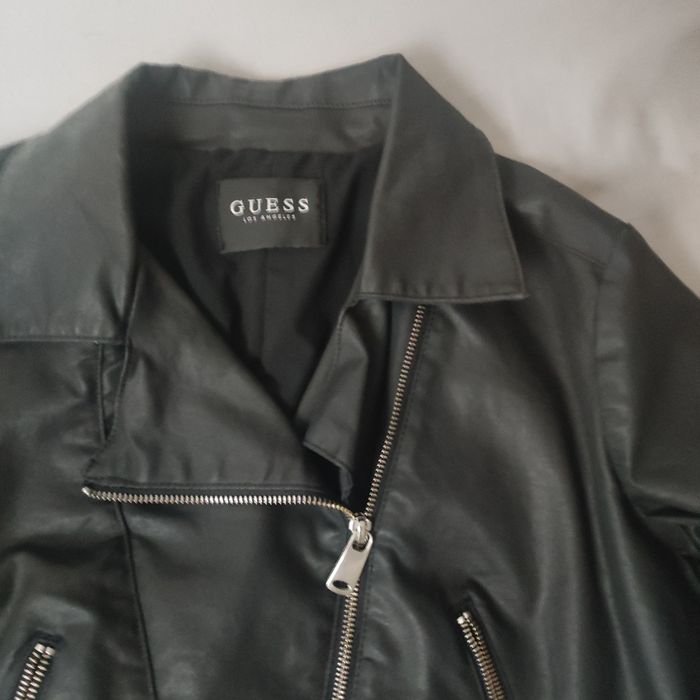 Дамско яке Guess