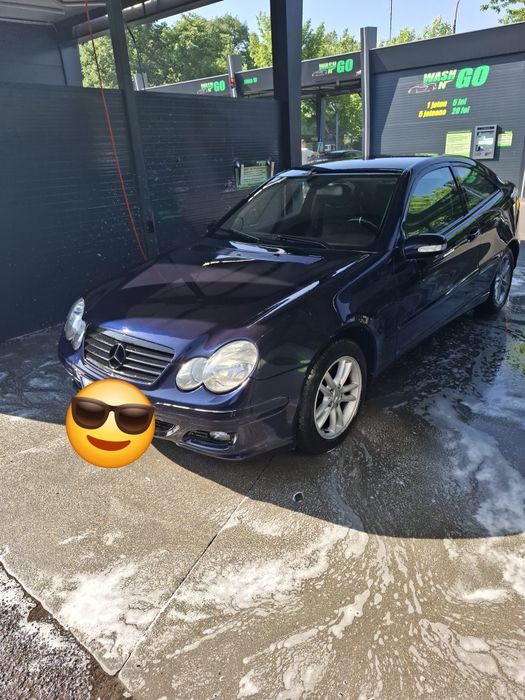 Mercedes C220 an 2003