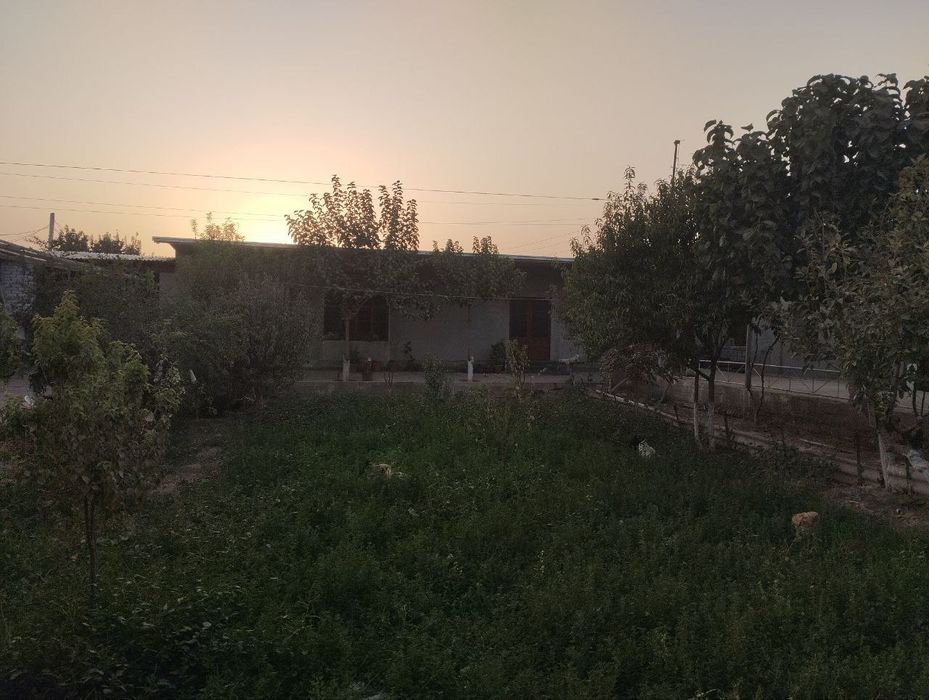 5 sotix 4 xonali yangi qurilga uy shoshilinch sotiladi