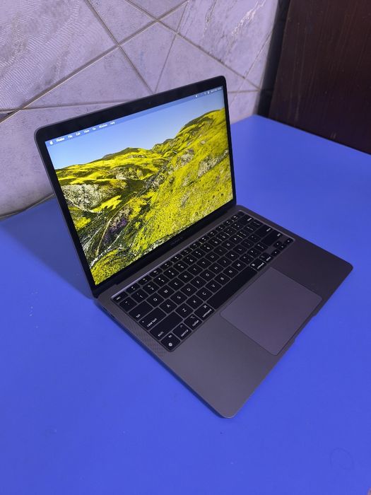 Macbook air m1 mokriy