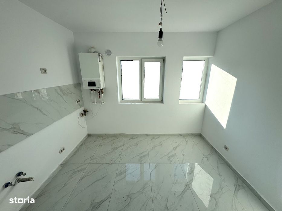 Pozitie buna! ASFALT! CANALIZARE! Vila 4 camere, Bucium-Lidl