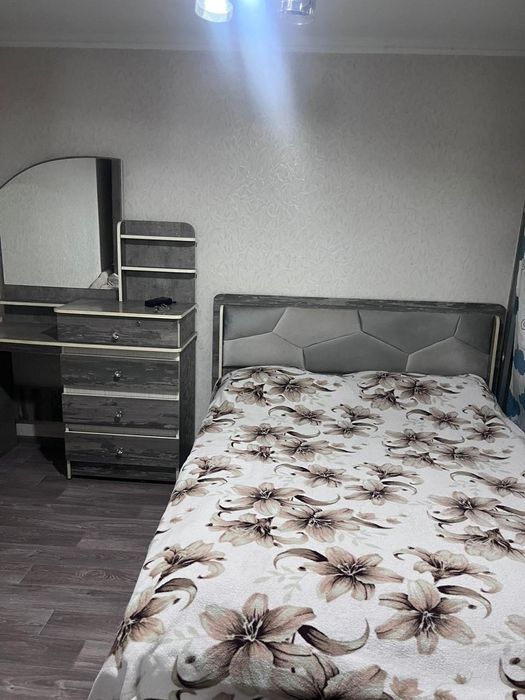 Спальний гарнитур