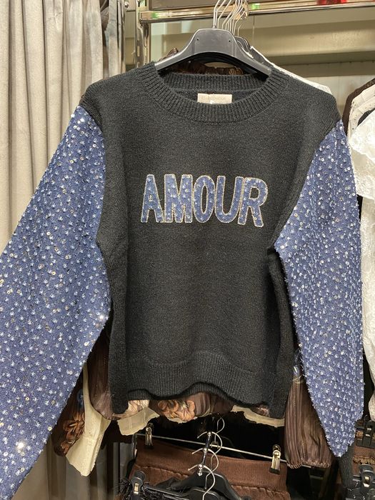 Дамски пуловери на 35лв.