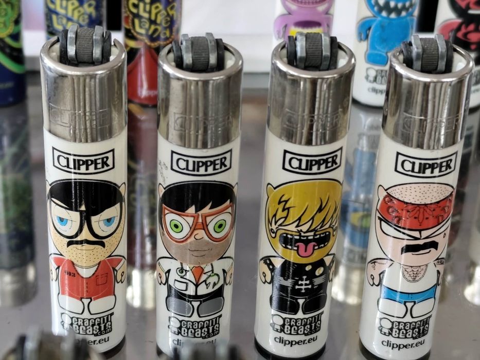 Големи запалки clipper