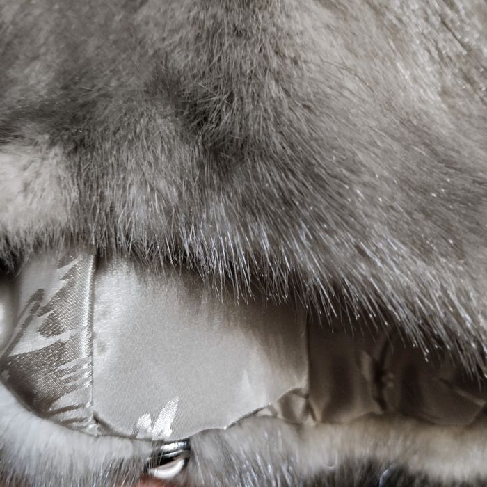 Женские наряды разные